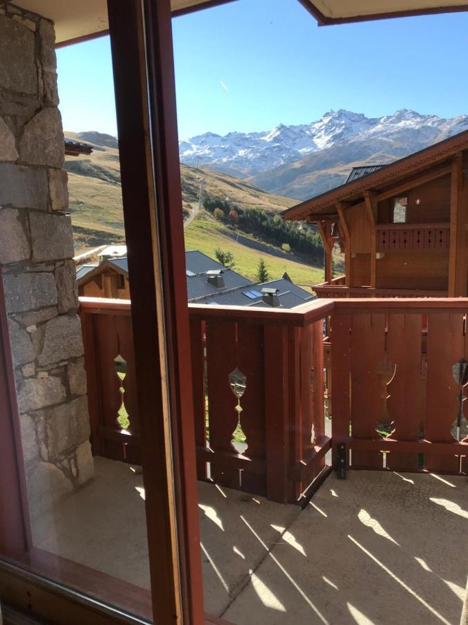 Le Chamois Des Alpages De Reberty Ski Au Pied 圣马丁德贝尔维尔 外观 照片